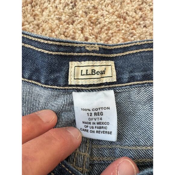 L.L. BEAN Woman's Cropped Blue Denim Jeans/Pants size 12, NWT - Picture 3 of 7